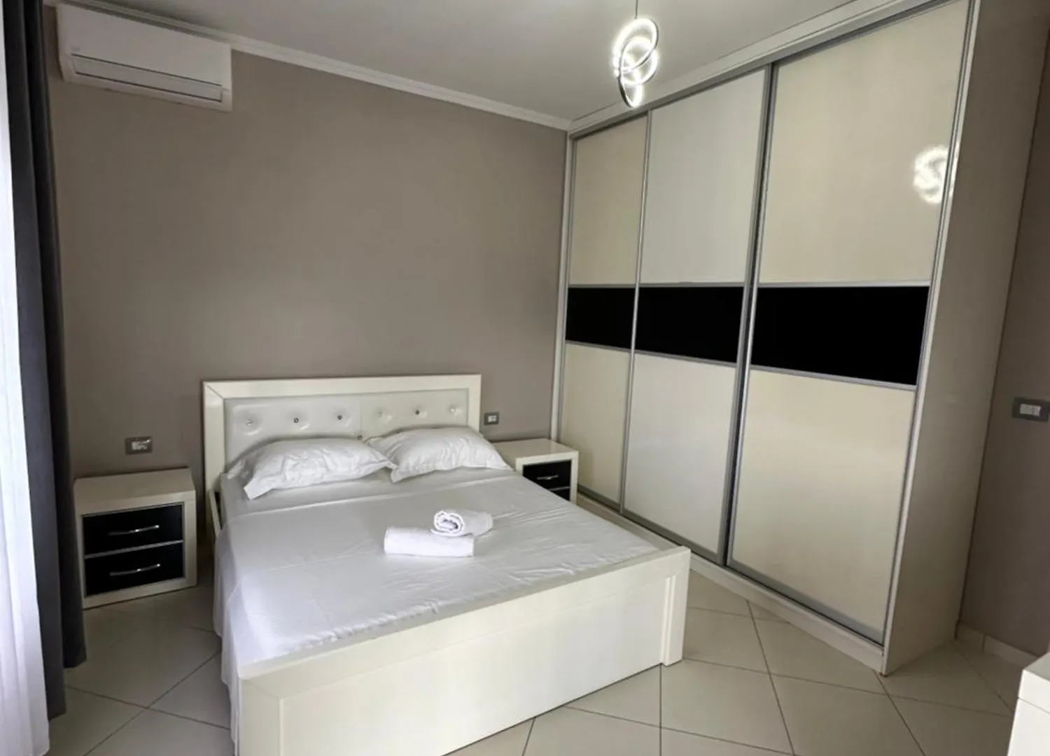 Villa Muar Sarande 0*,  Albania